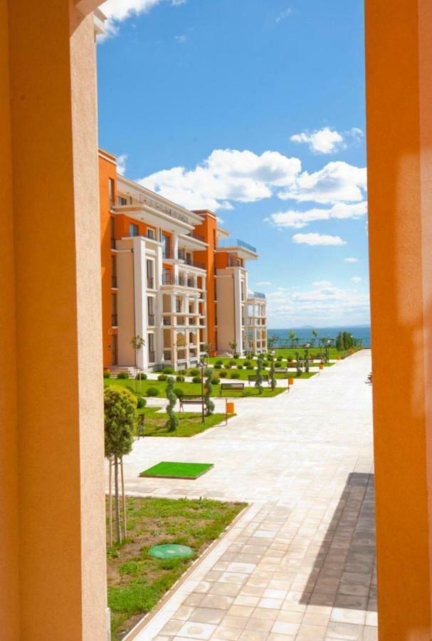 Single Apartment in Prestige Fort Beach Sweti Wlas Exterior foto